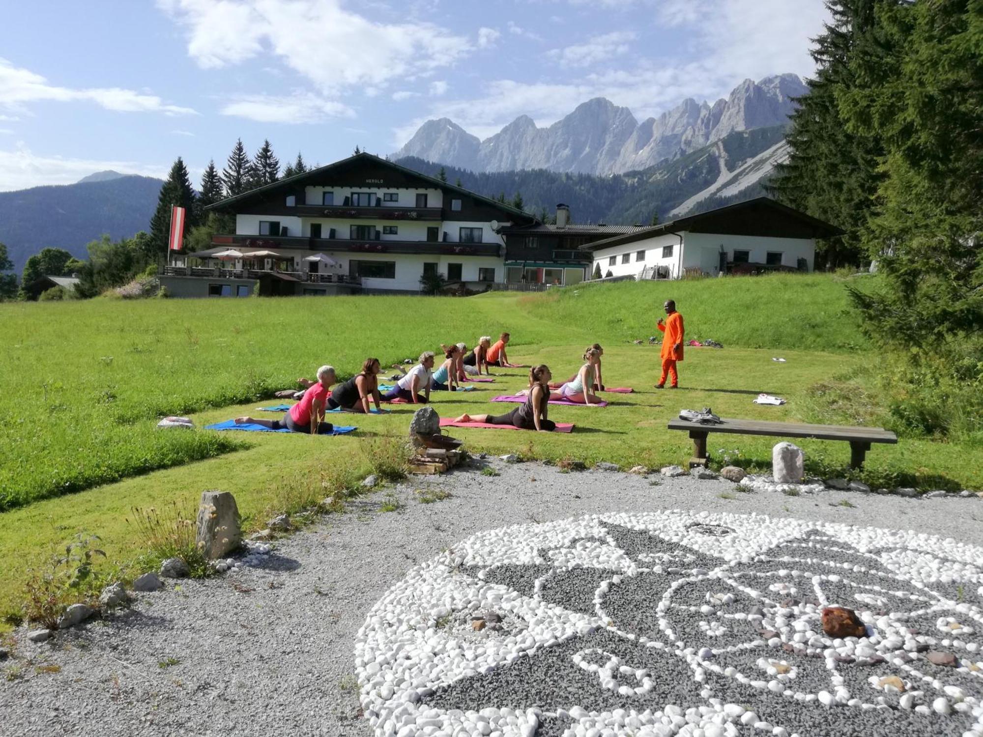 Kraftplatz Am Dachstein - Herold - Fuer Ruhesuchende Und Sportlich Aktive Рамзау-ам-Дахштайн Екстер'єр фото